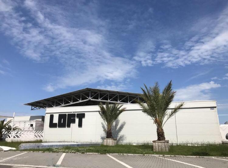 Loft Holiday Mamaia Exterior photo